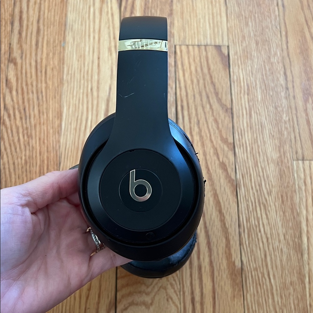 Studio 3 Premium Black and Gold Over-Ear Headphones
